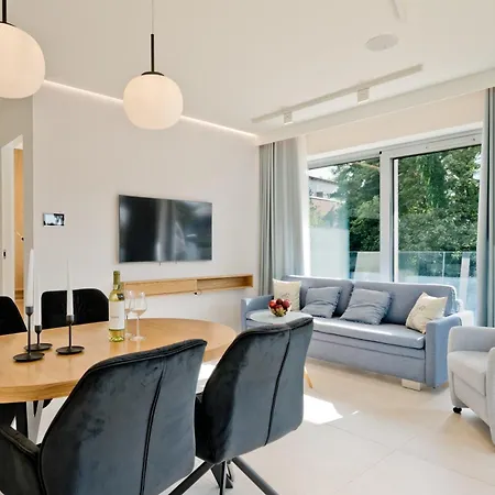 Bursztyn Blueapart *